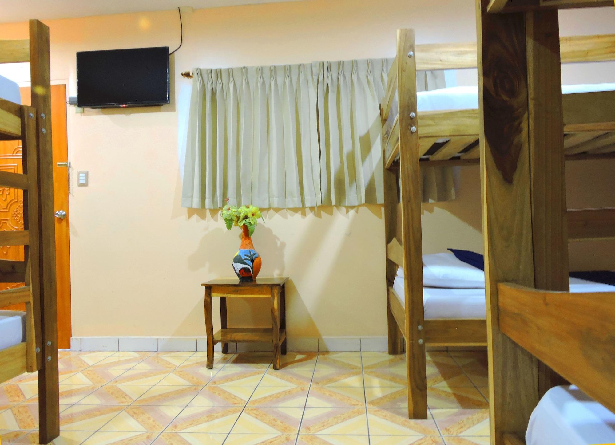 Hotel Xolotlan Managua Bagian luar foto