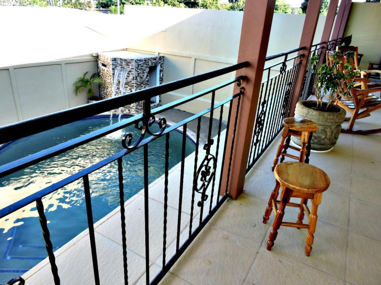 Hotel Xolotlan Managua Bagian luar foto